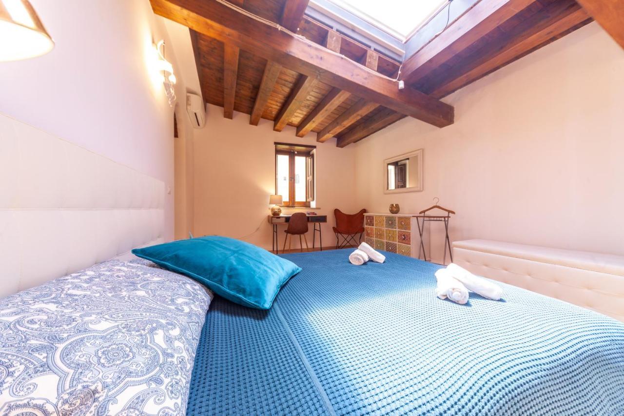 Vakalu-Piazza Duomo Charming Apartment Syracuse Exterior foto